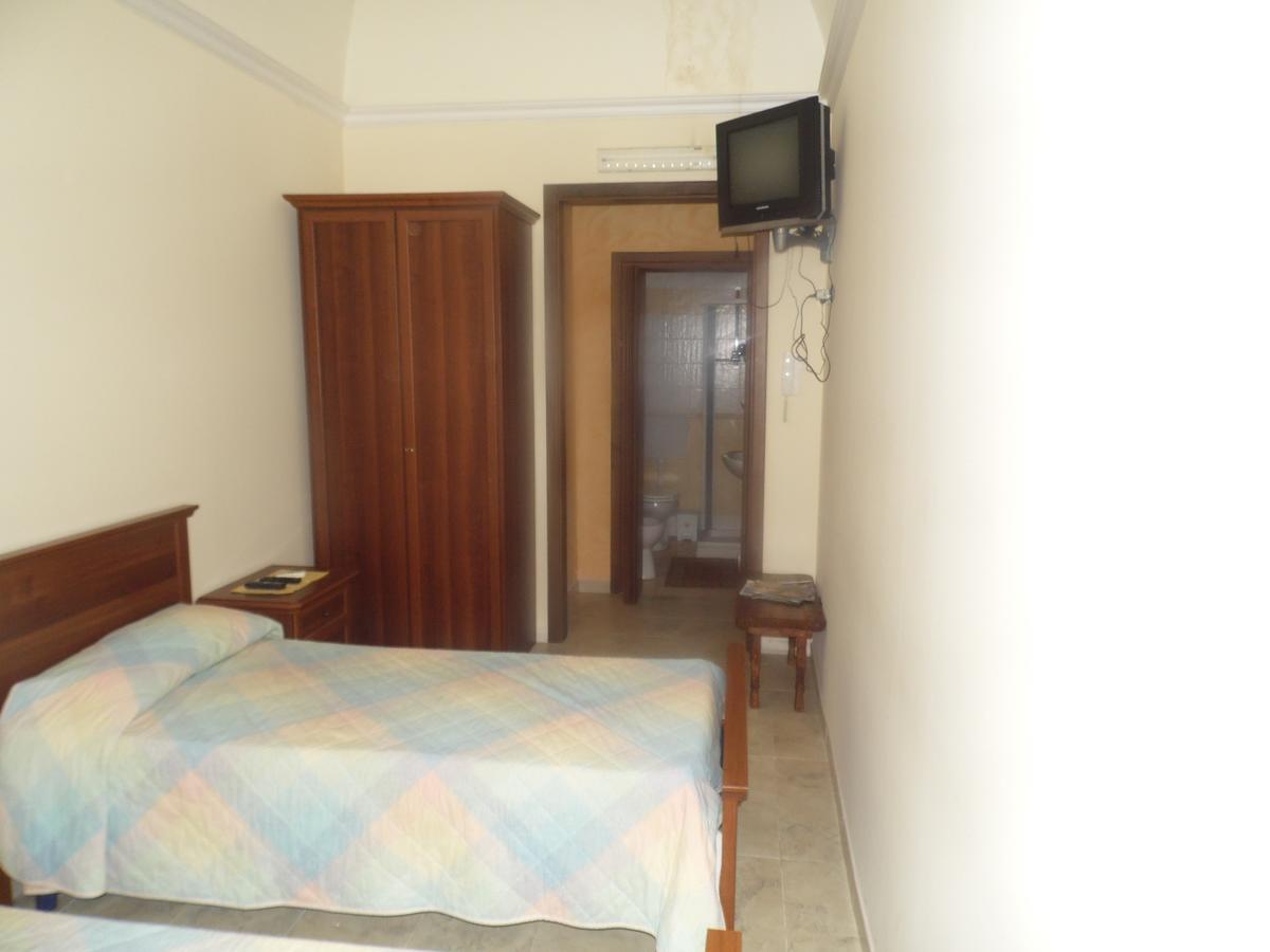Profumi Di Ginestre Bed & Breakfast Passopisciaro ห้อง รูปภาพ